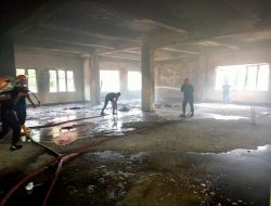 Diduga Gara Gara Korek Api, Gedung Riset Center Polsri Terbakar